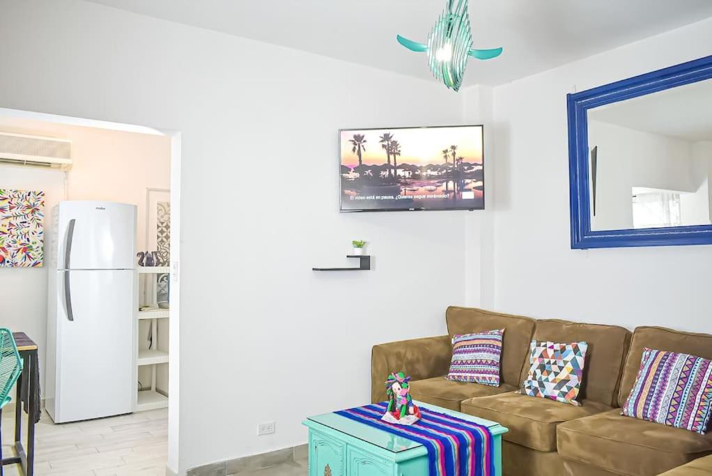 Downtown Beautiful 2Br Apartment Blocks From Beach #5 La Paz Buitenkant foto