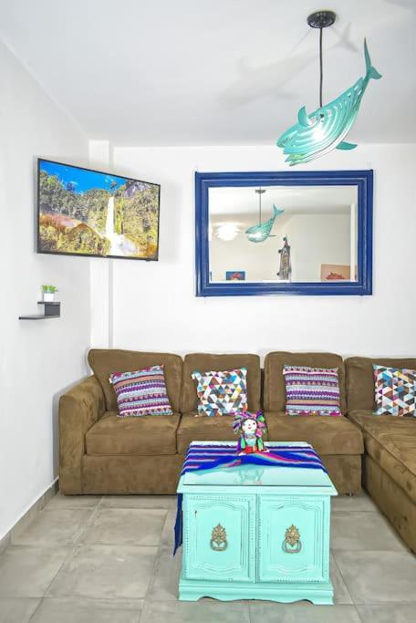 Downtown Beautiful 2Br Apartment Blocks From Beach #5 La Paz Buitenkant foto